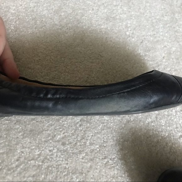 Tory Burch | Black York Flats | Size 7.5 - Picture 8 of 8